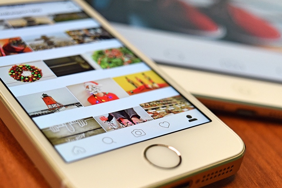 Using Instagram for Business Essay Sample